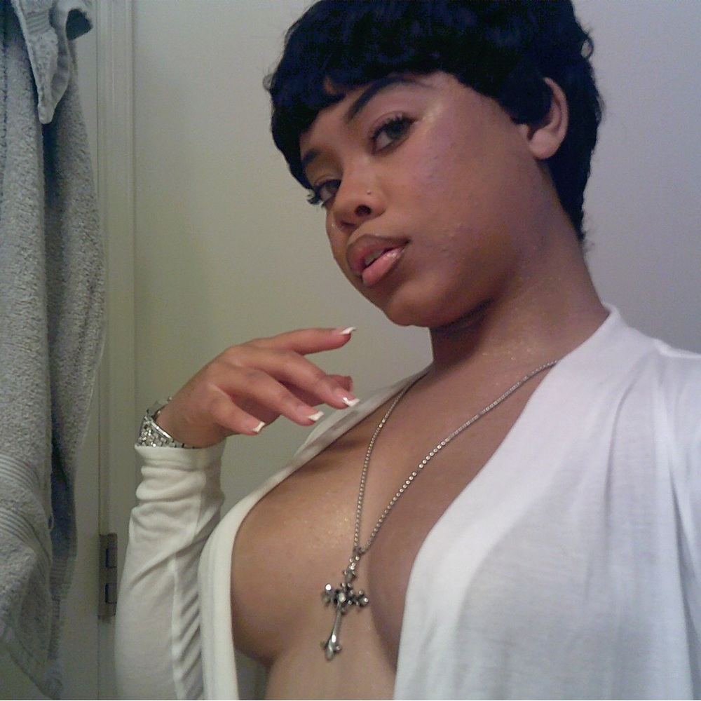 Meet your Posher, Cerena